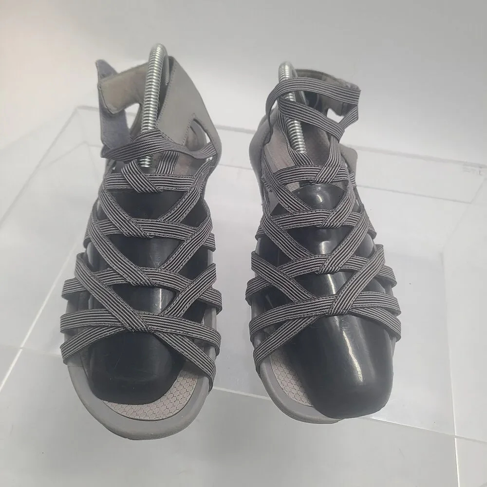 BareTraps Women's Samina Gladiator Sandal Gray US Size 9.5